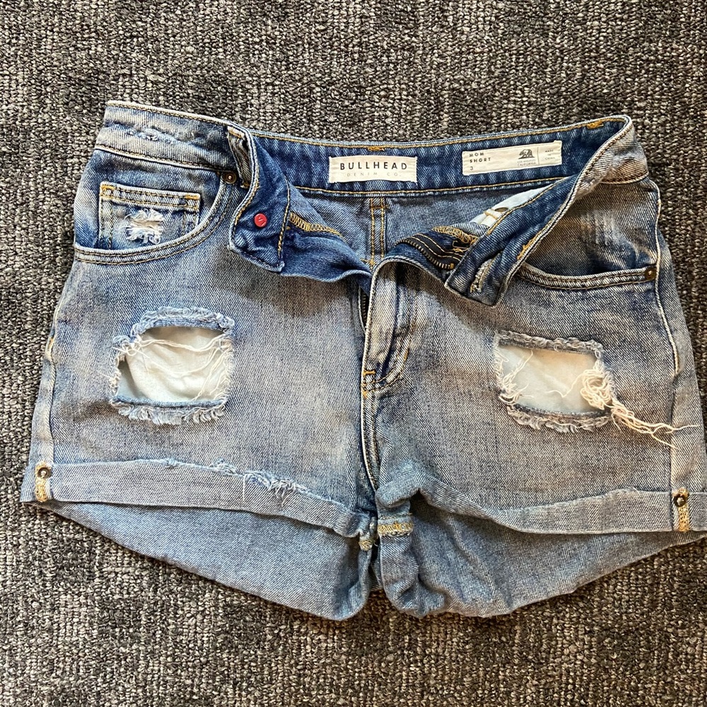 Bullhead jean shorts